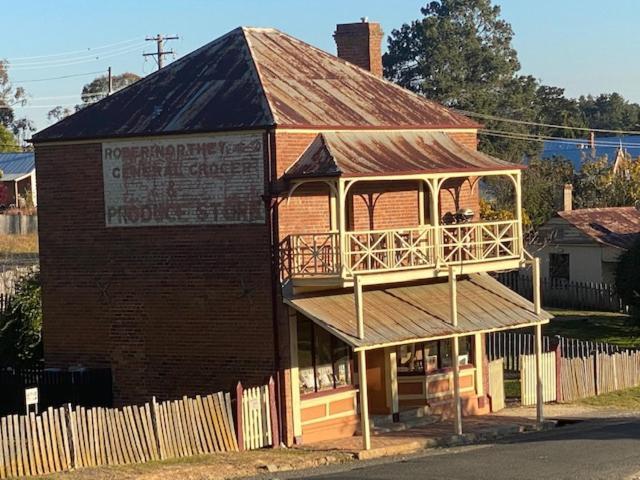 Stringybark Villa Hill End Luaran gambar